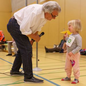 2019-05-25_-_Papierflugimeisterschaft024.jpg